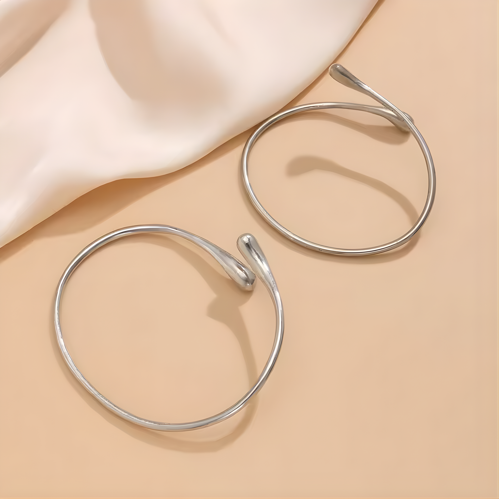 Arc Bracelet