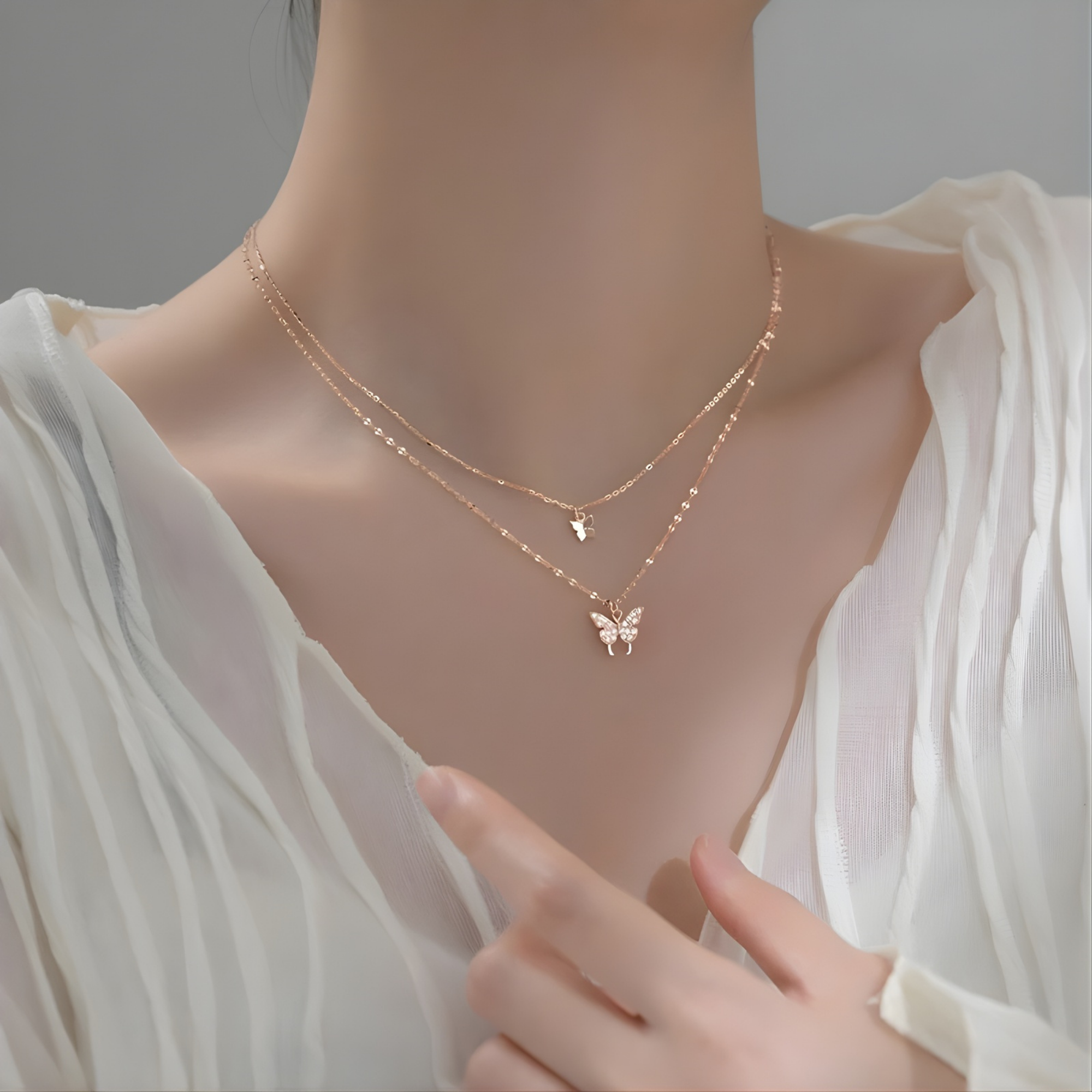 Silver Flutter Necklace